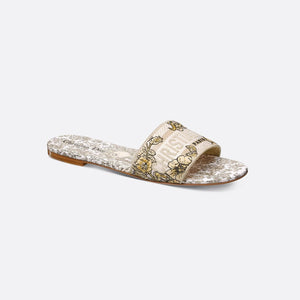 Dway Slide Cotton Embroidered with Metallic Thread and Gold-Tone Millefiori Unicorn Motif