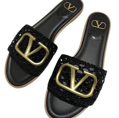 Valentino Garavani V Logo Signature Slides in Nero Black