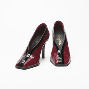 Chanel Croc-Embossed Patent Leather Pumps
