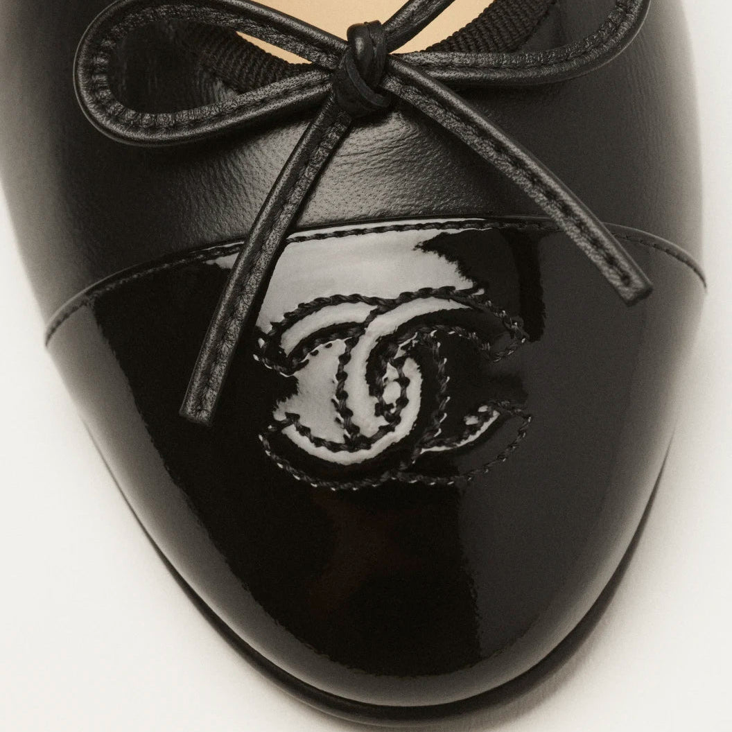 Chanel Black Leather And Patent Leather Cap-Toe Ballet Flats 3