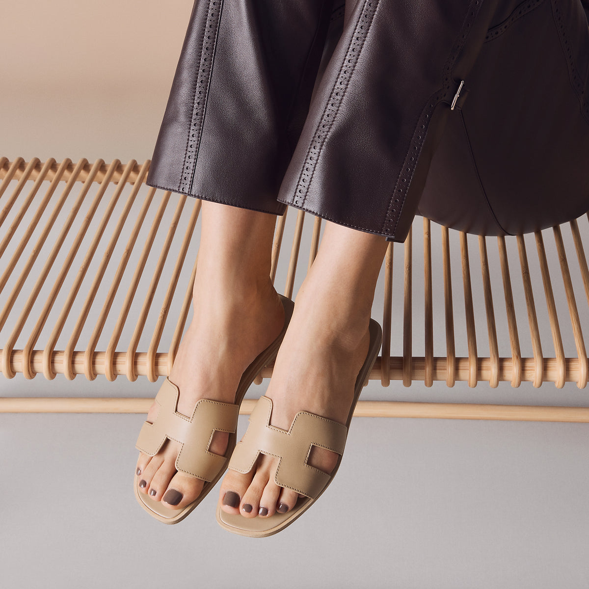 Hermès Oran Leather Flat Sandal 4