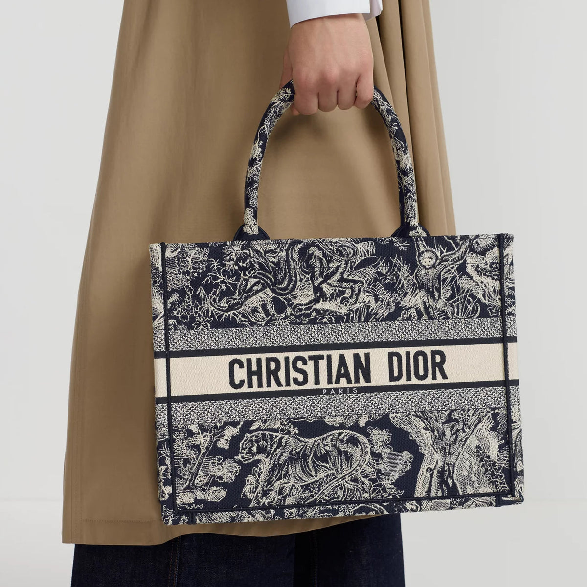 Dior Book Tote Blue and Ecru Medium Toile De Jouy Reverse Embroidery 5