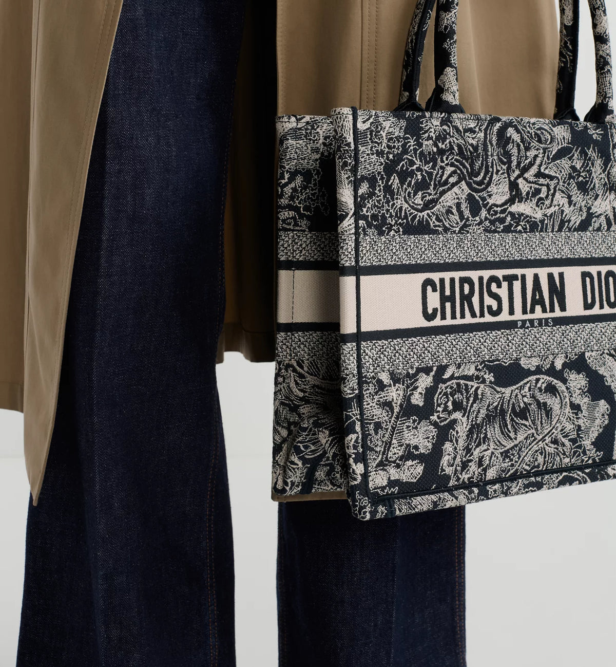 Dior Book Tote Blue and Ecru Medium Toile De Jouy Reverse Embroidery 6