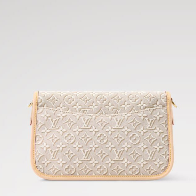 Louis Vuitton Monogram Shoulder Bag 3