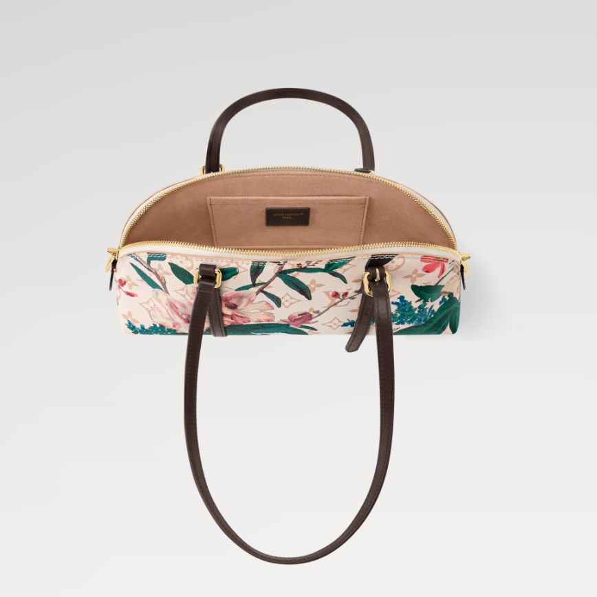 Louis Vuitton Squire East West Handbag 4