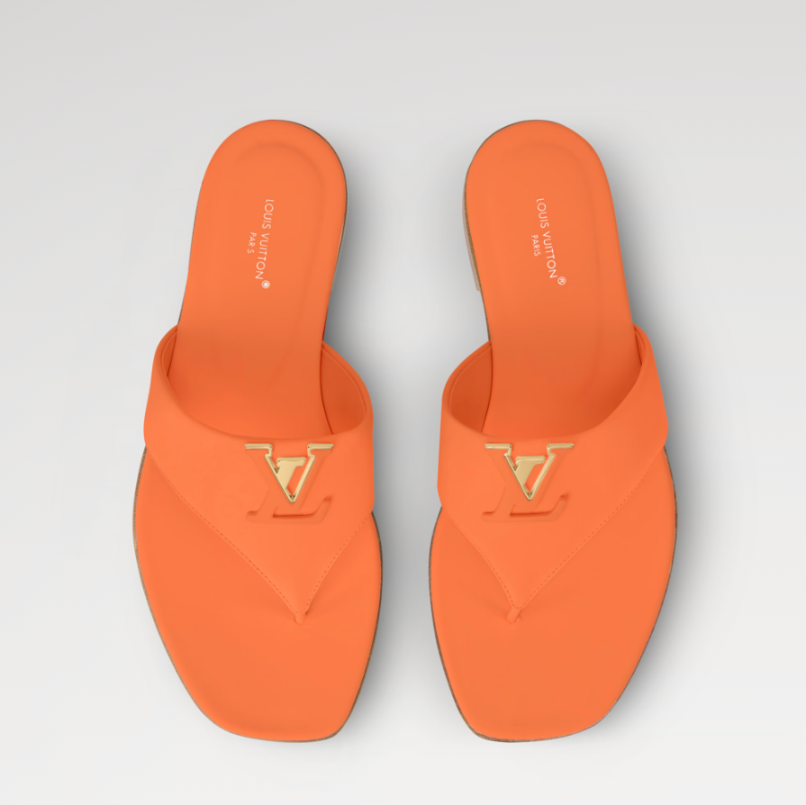 Louis Vuitton Mare Flat Thong With Gold-Toned LV Initials Accessory 2