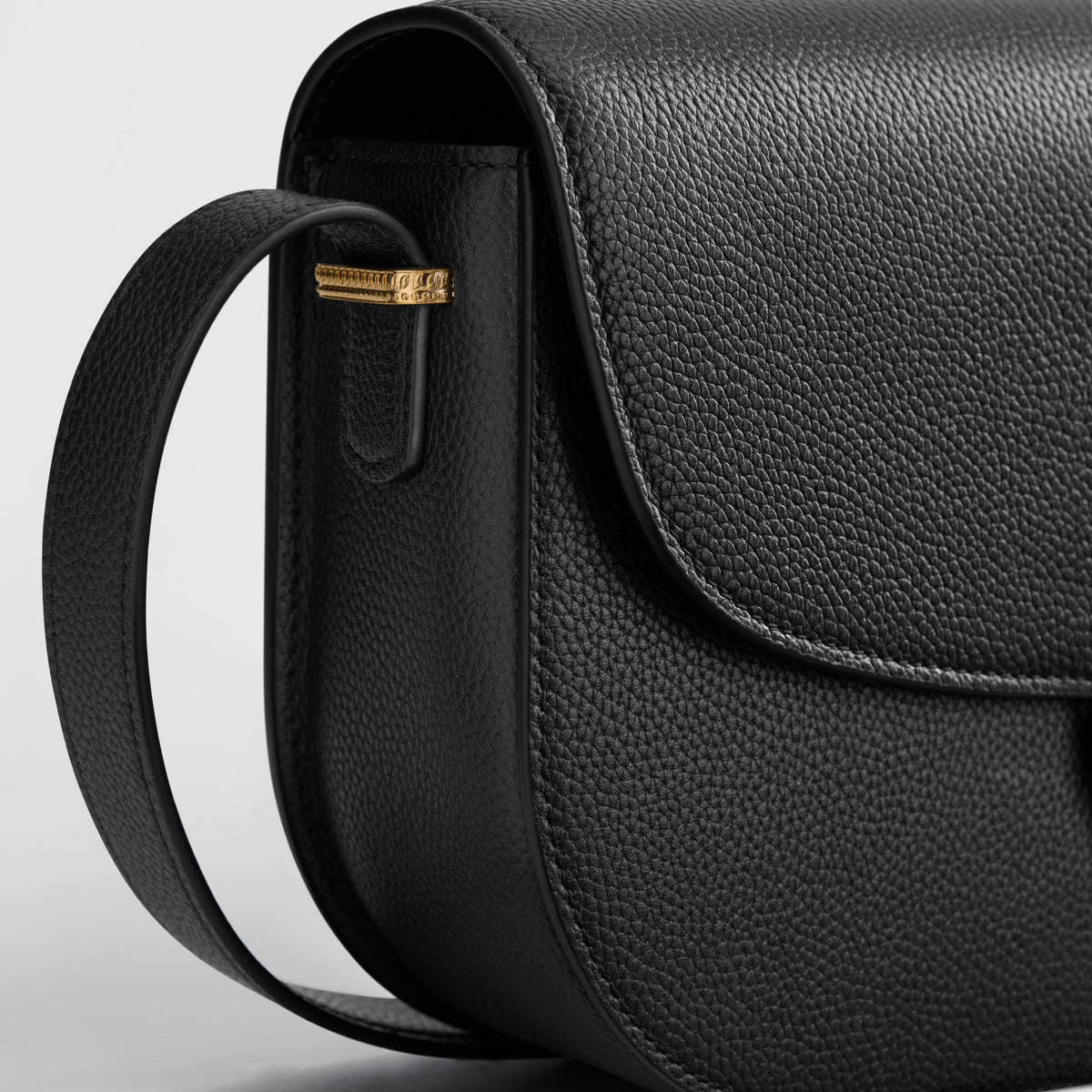 Medium Dior Médaillon Flap Bag Black 3