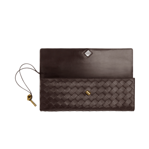 Bottega Veneta Andiamo Clutch Fondant Brown Leather with Knotted Strap Refined Italian Craftsmanship - BEAUTY BAR