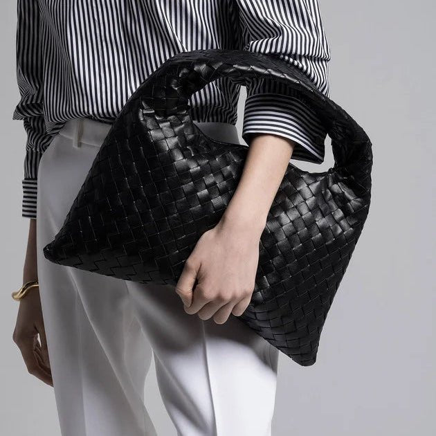 Bottega Veneta Hop Black Leather Bag 3