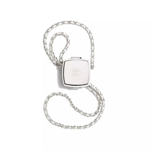 Chanel CC Make - Up Box Clutch With Chain Quilted and Metal Mini White - BEAUTY BAR