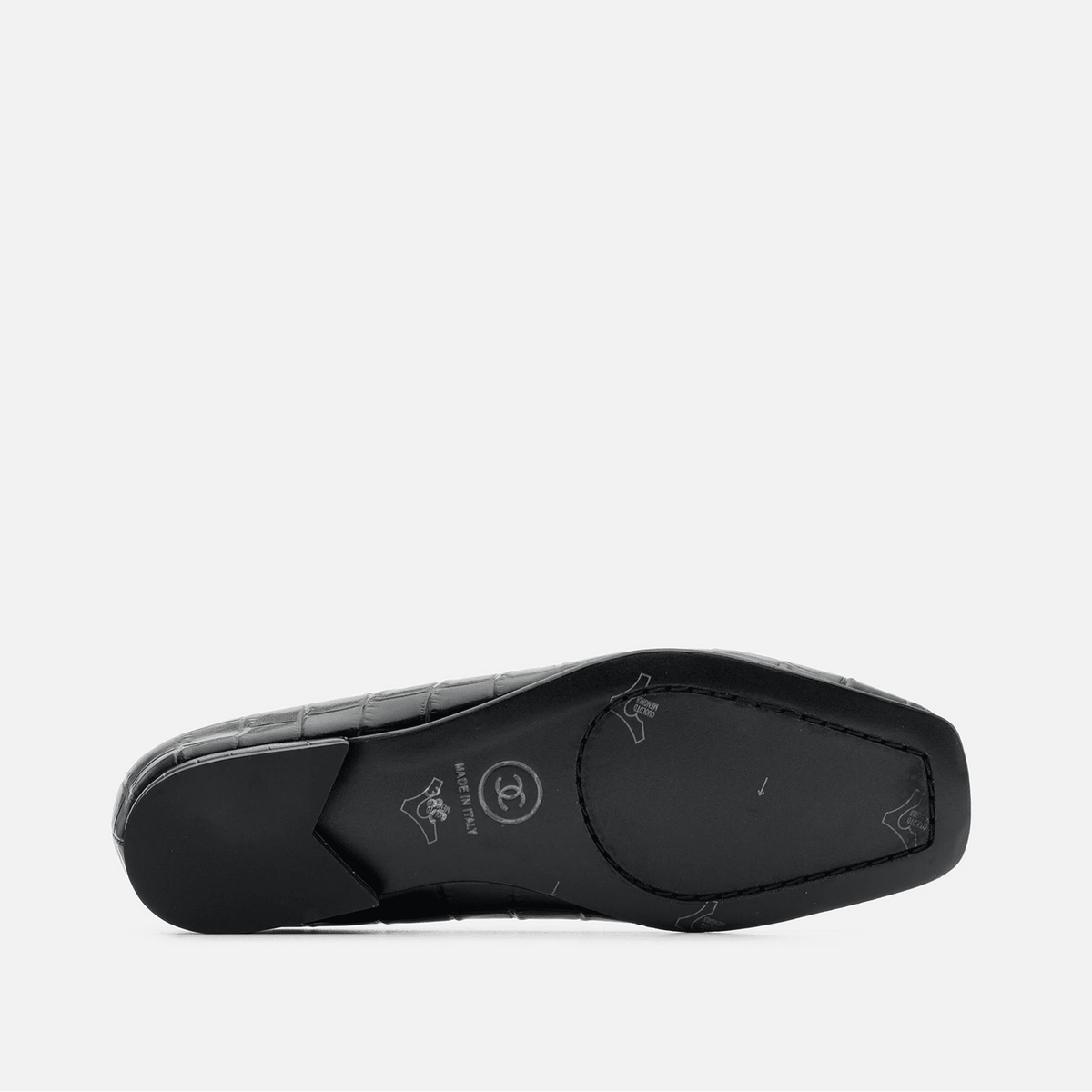 Chanel Crocodile-Embossed Ballet Flats Featuring A  Distinctive Square Toe 3