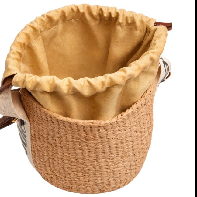 Chloé Woven Drawstring Tote Bag 3