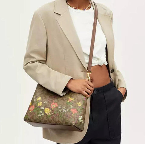 Coach Laurel Shoulder Bag In Signature Floral Print Fabric - BEAUTY BAR