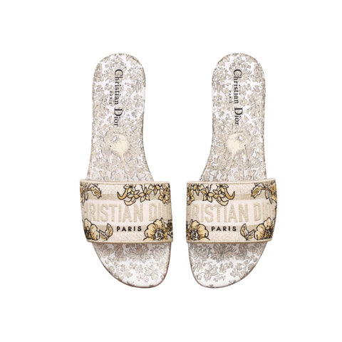 Dway Slide Cotton Embroidered with Metallic Thread and Gold - Tone Millefiori Unicorn Motif - BEAUTY BAR