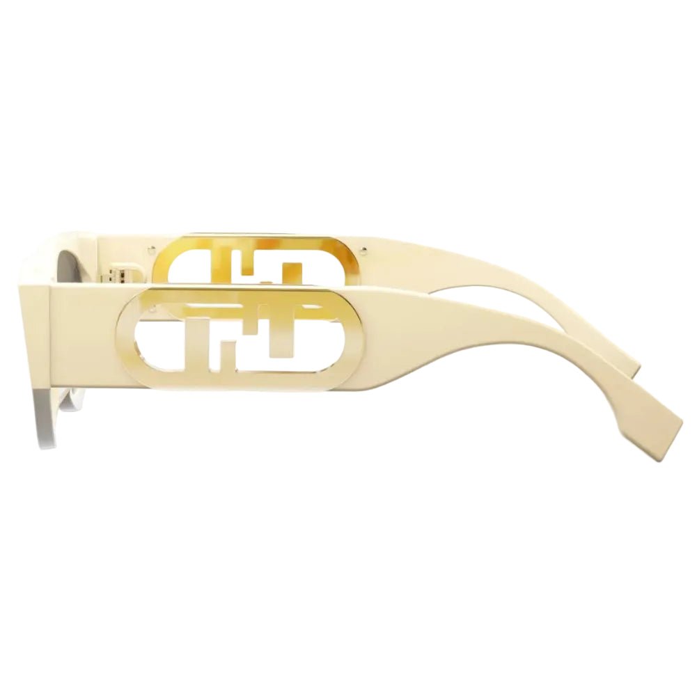 Fendi Sunglasses Model Featuring a Cat-Eye Frame and Gold Logo 3