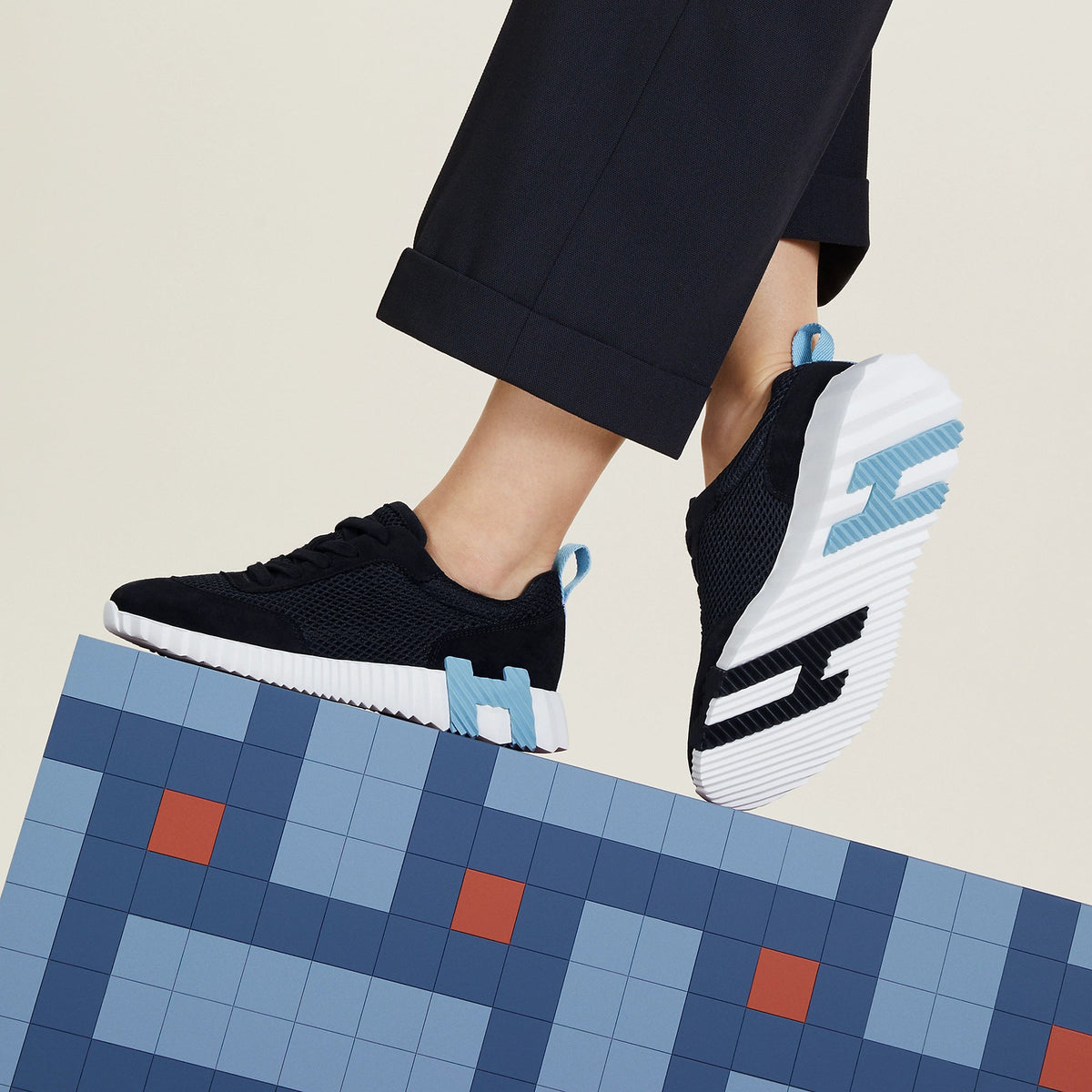 Hermès Bouncing Sneaker All Black With Blue H 6