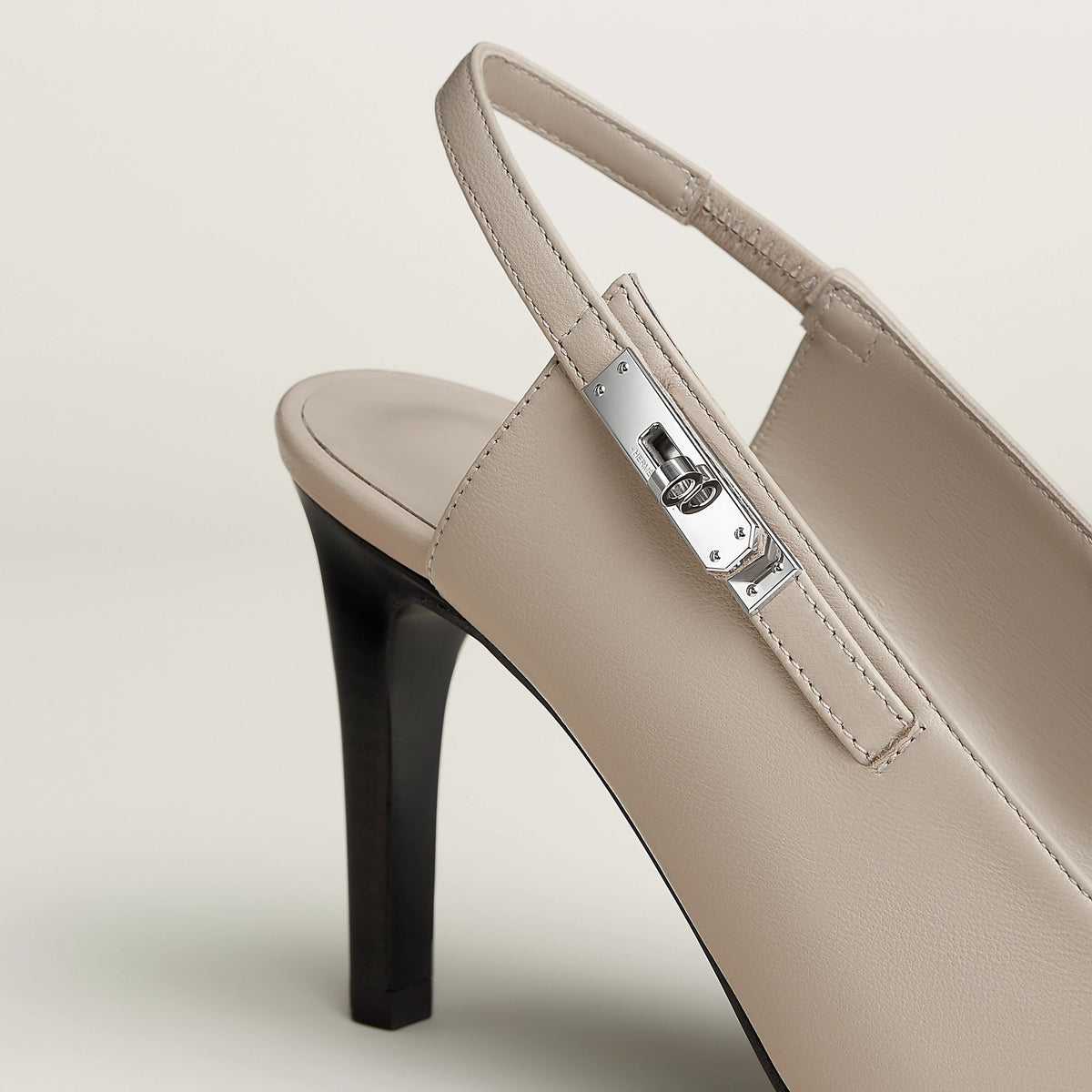 Hermès Lover 80 Pump Beige Galet Heels 3
