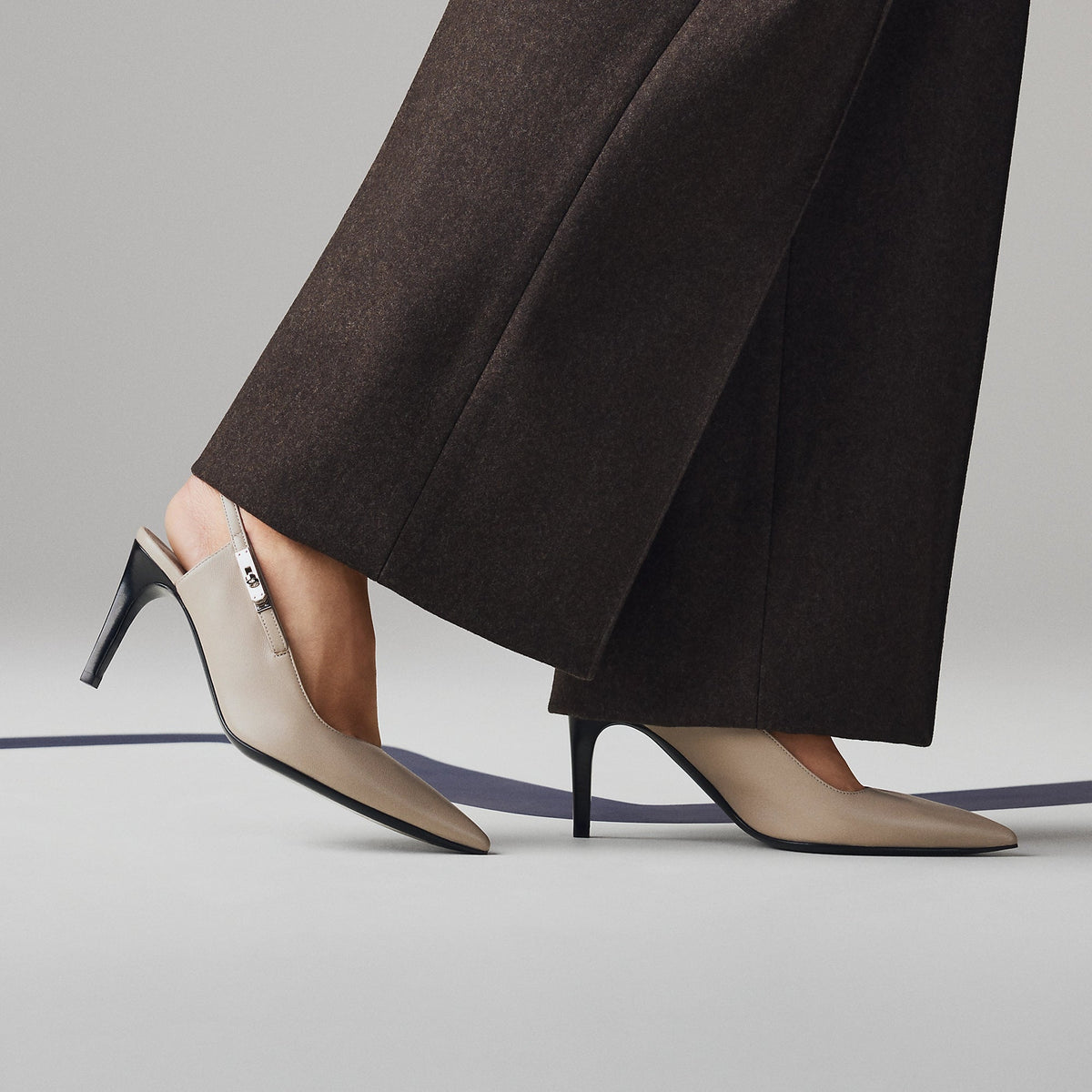 Hermès Lover 80 Pump Beige Galet Heels 2