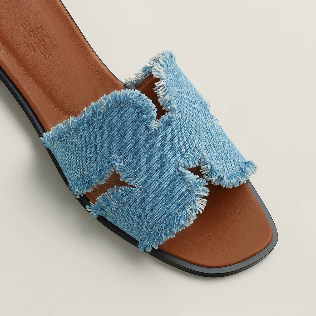 Hermès Oran Sandal Bleu Clair 4
