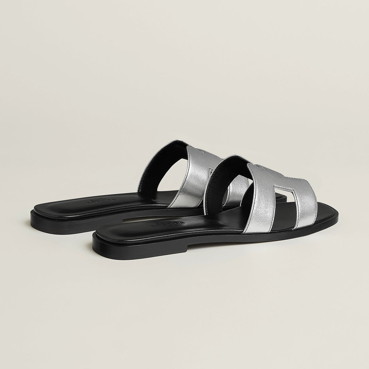 Hermès Oran Sandal Gris Argenté 3