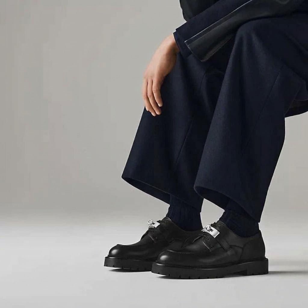 Hermès Singapore Loyal Derby Shoe - Black 4