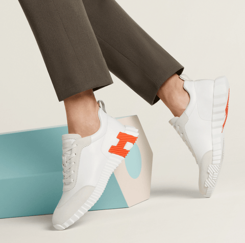 Hermès Sneakers Bouncing White With Orange Accent - BEAUTY BAR