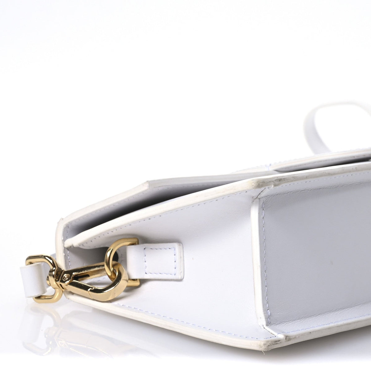 Jacquemus Le Grand Bambino Leather Shoulder Bag in White 3