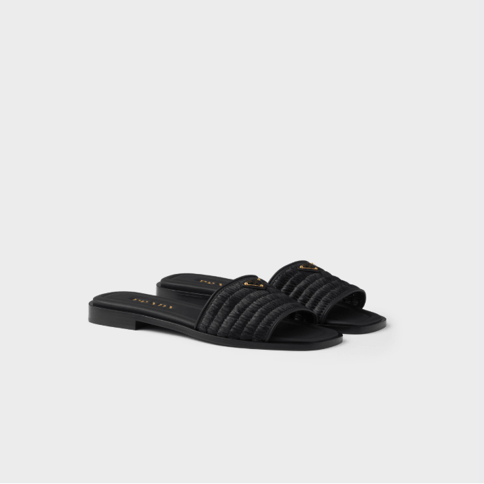 Leather Slides With Crochet Details 1