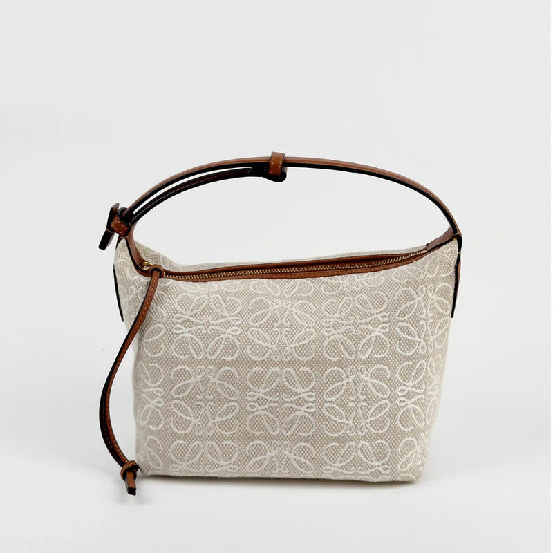 Loewe Anagram Small Cubi 2