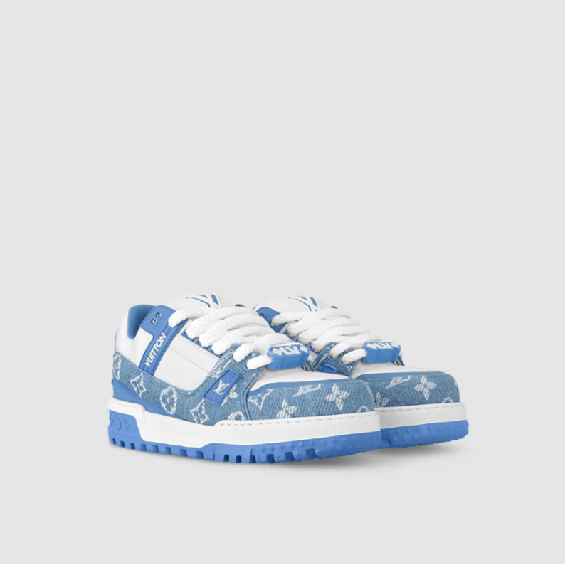 Louis Vuitton ‘LV Trainer Maxi’ Sneakers Light Blue Monogram & White 1