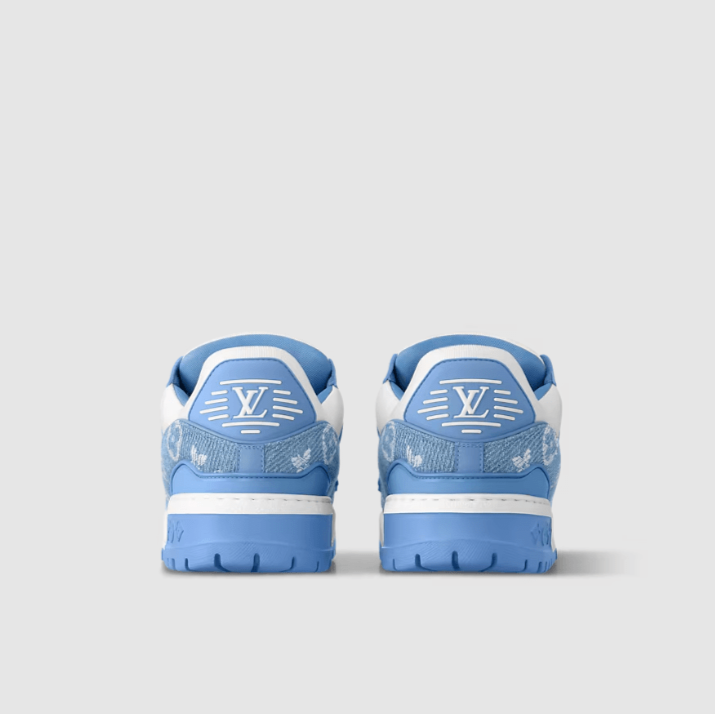 Louis Vuitton ‘LV Trainer Maxi’ Sneakers Light Blue Monogram & White 3
