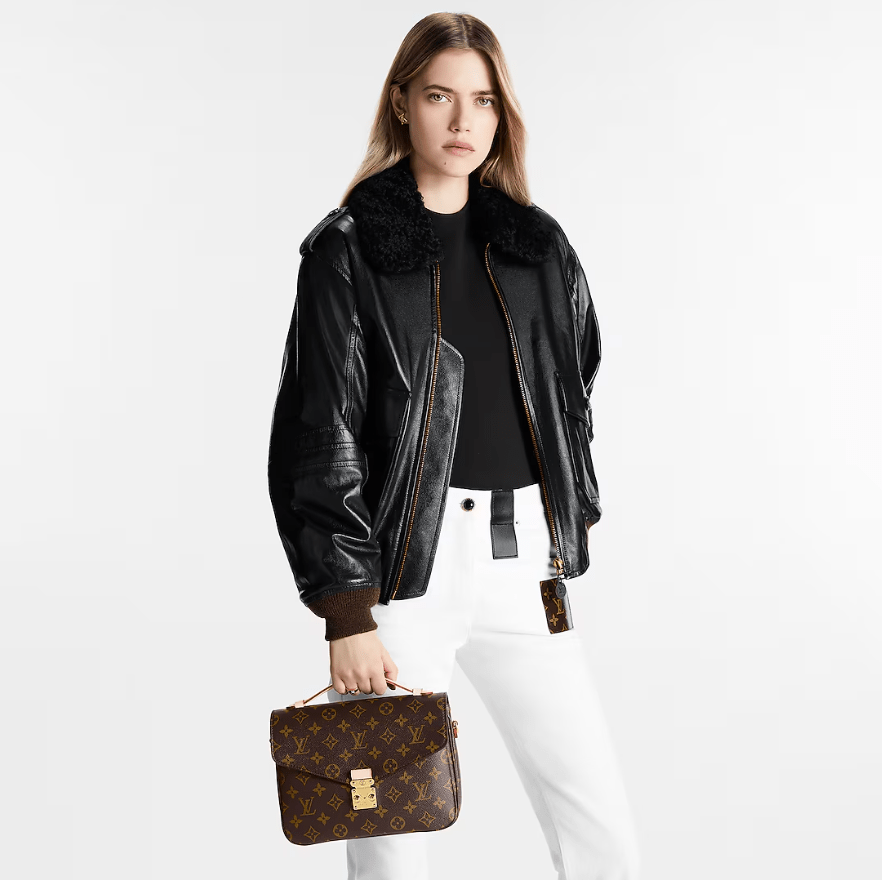 LV Pochette Métis Monogram 7