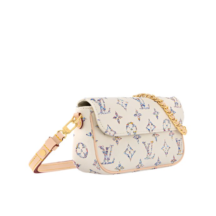 Louis Vuitton M83499 On Chain Ivy 2