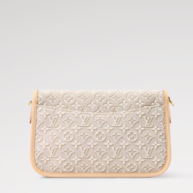 Louis Vuitton Monogram Shoulder Bag 3