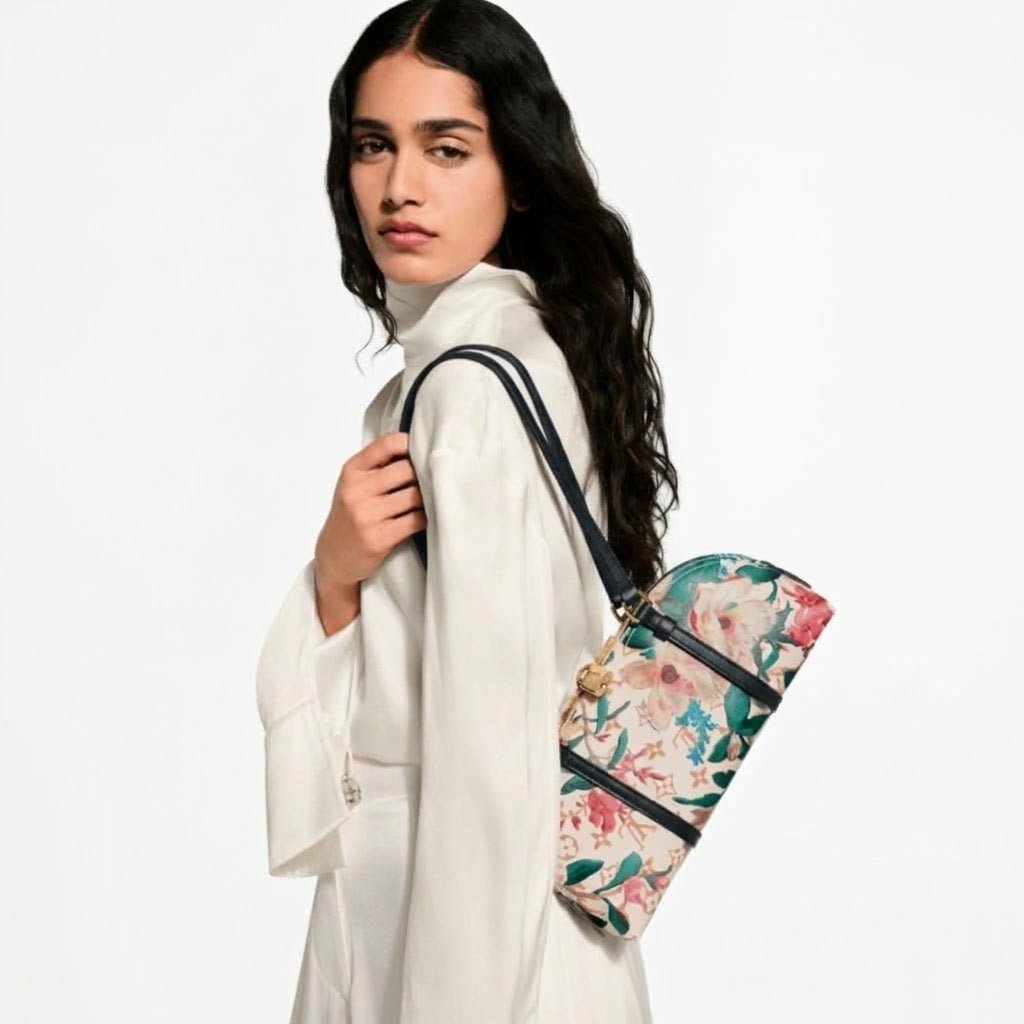 Louis Vuitton Squire East West Handbag 7