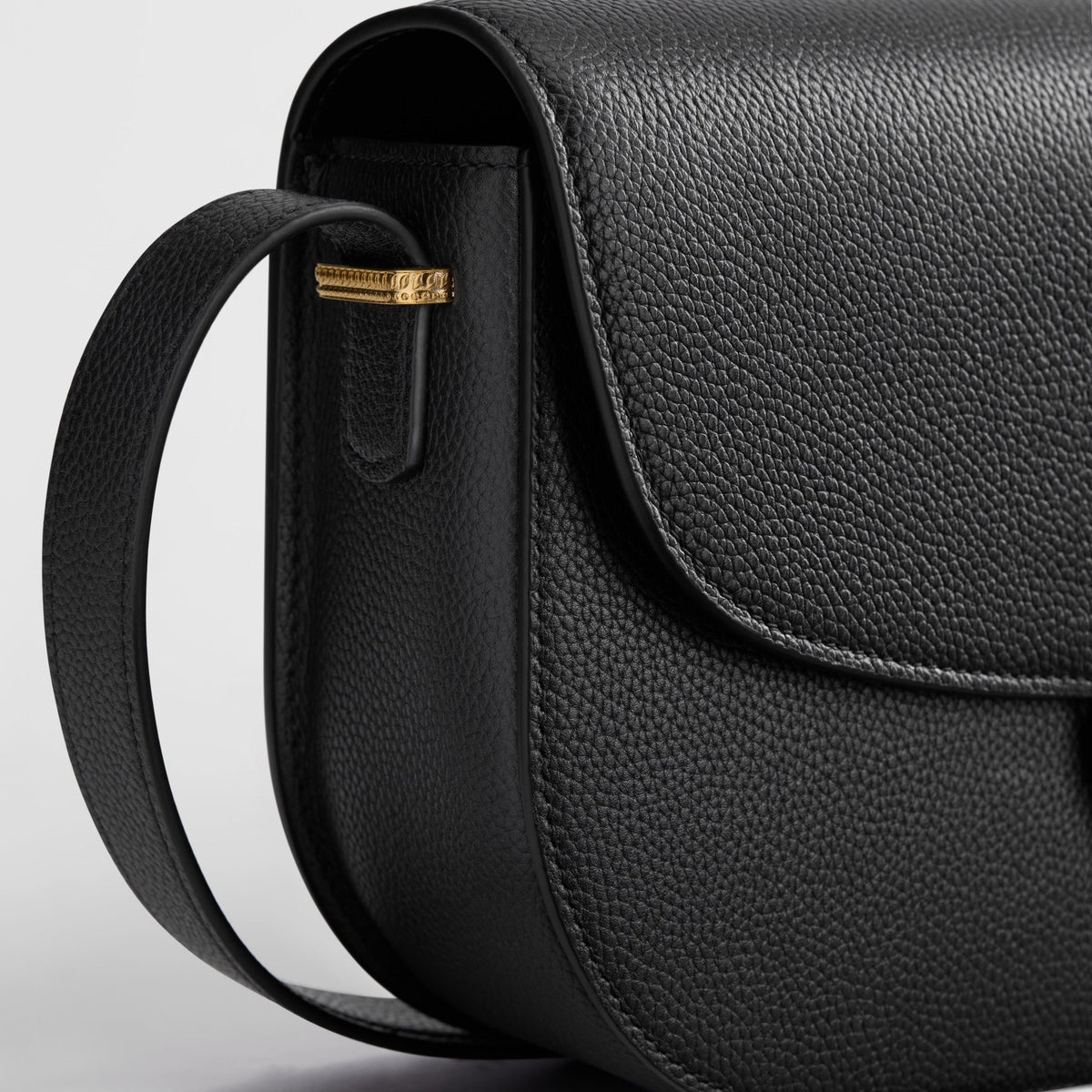 Medium Dior Médaillon Flap Bag Black 3