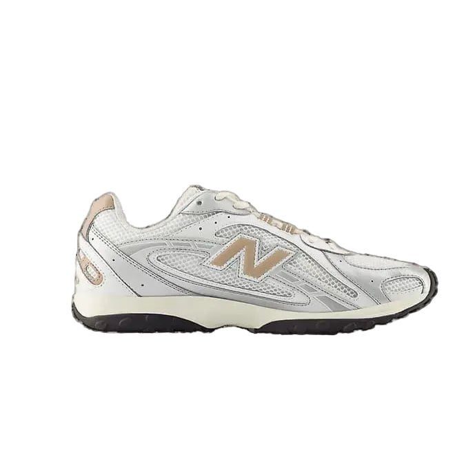 New Balance Flat Is Fall Essential 4