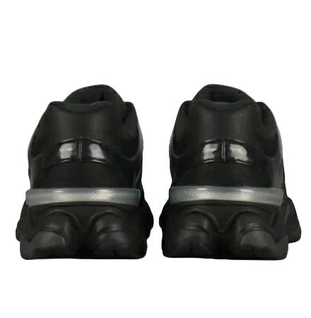 New Balance Silver Metallic Black Sports Sneaker 6