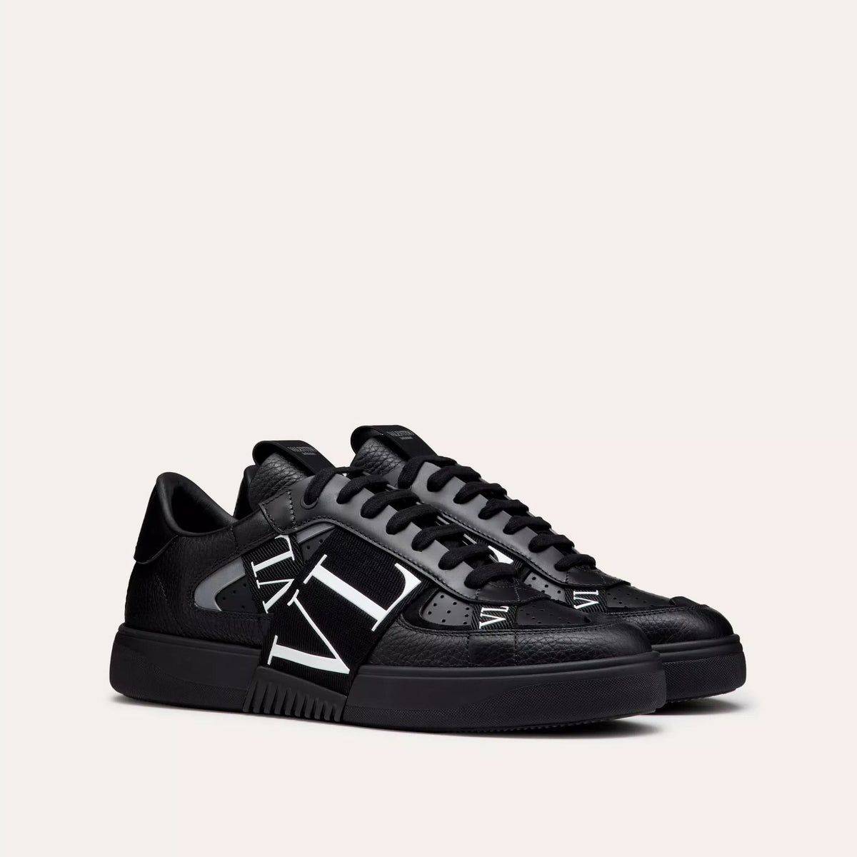 Valentino Garavani Low-Top Calfskin VL7N Sneaker With Bands 1