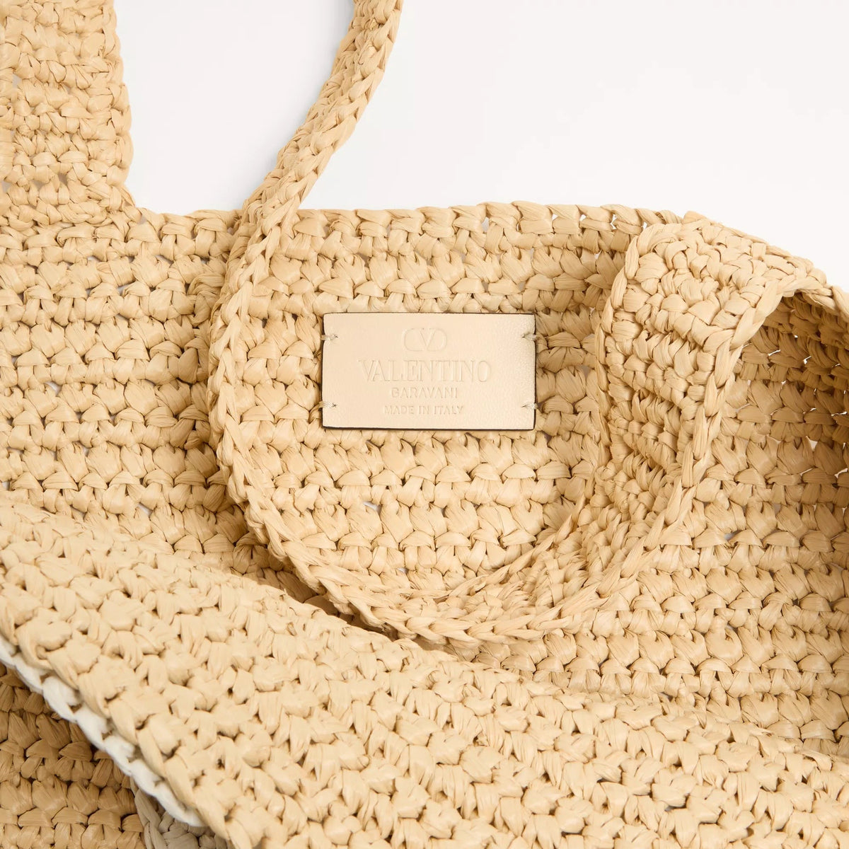 Valentino Garavani Viva Superstar Large Raffia Shopping Bag Natural/Butter 4