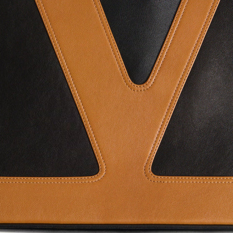 Valentino Garavani Viva Superstar Leather Shopper Black - BEAUTY BAR