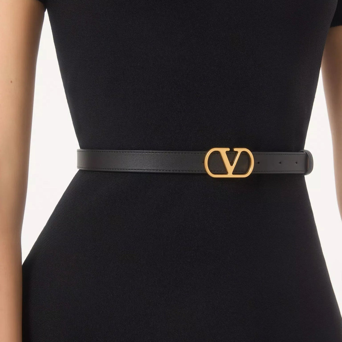 Valentino Garavani VLogo Signature Black Leather Belt (S) 4