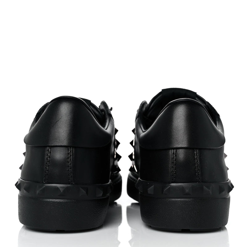 Valentino Garavani Pyramid Detailed Sneakers 6