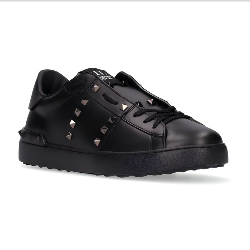 Valentino Garavani Pyramid Detailed Sneakers 8