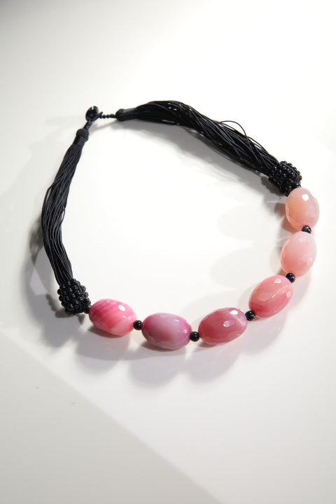 Necklaces Fuchsia Beads & Onyx Leather - BEAUTY BAR